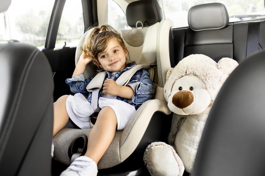 Tips to Keep Your Child Entertaining in the Car